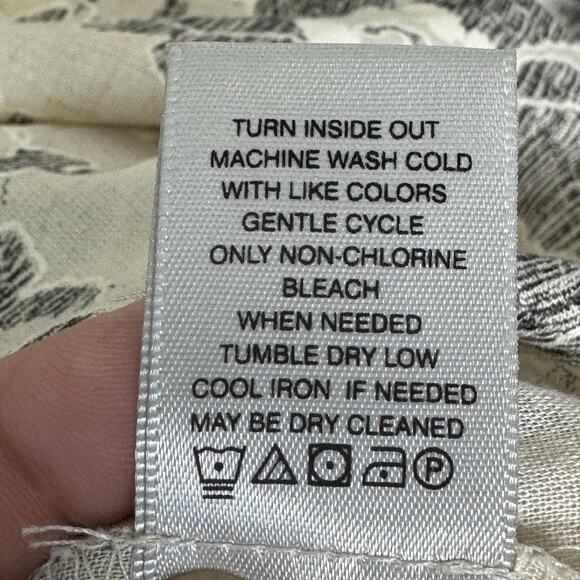 John Mark Blouse Womens XL Tan Black White Floral Lace Bell Sleeve Raw Hem Boho - Picture 6 of 11